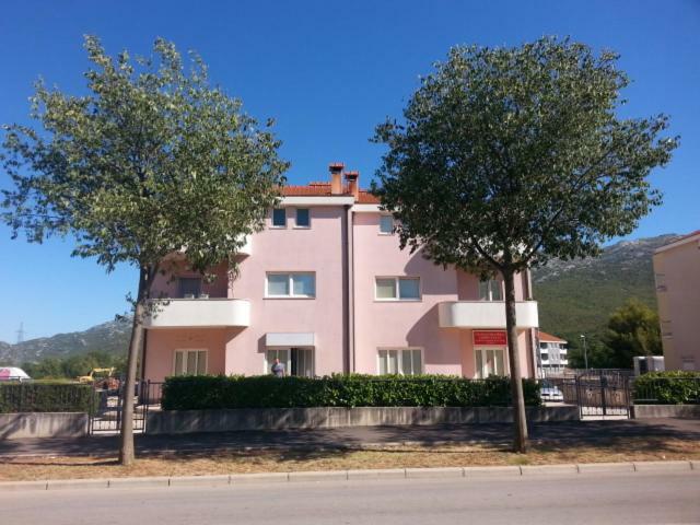 Apartment Smodlaka Dugopolje Exterior foto